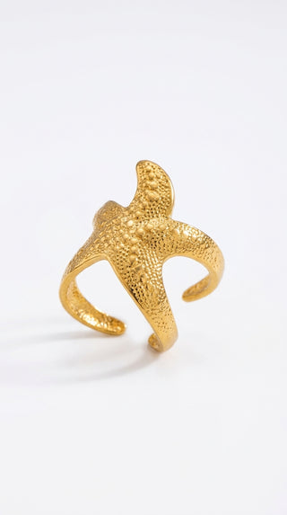 ALEGA Renata Starfish Textured Gold Ring 01