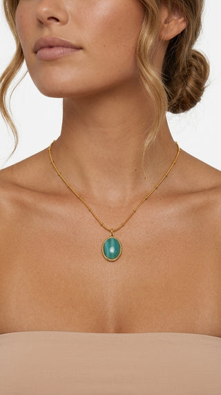 ALEGA Elara Green Agate Pendant Necklace 02