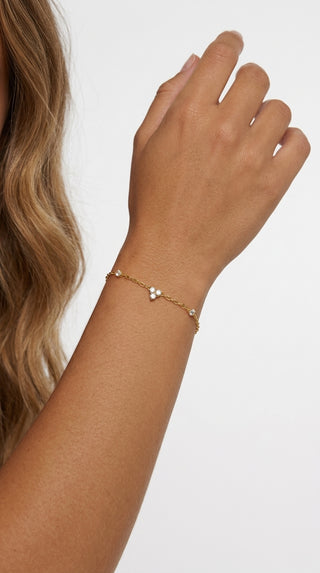 ALEGA Tatiana Crystal Station Chain Bracelet 02