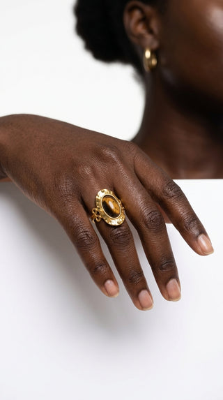 ALEGA Juliette Tiger Eye Cabochon Ring 03