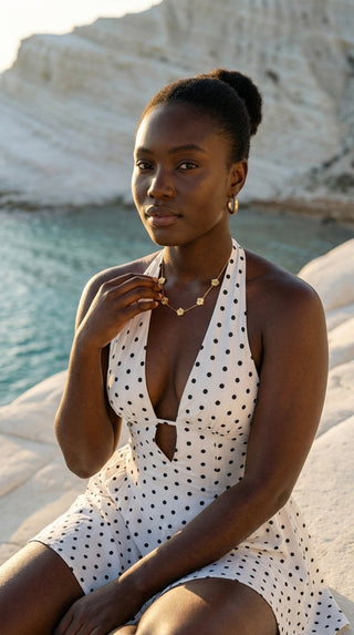 ALEGA Isobel Five Petal Clover Station Necklace 05