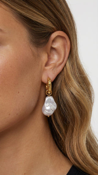 ALEGA Celestine Baroque Pearl Drop Earrings 07
