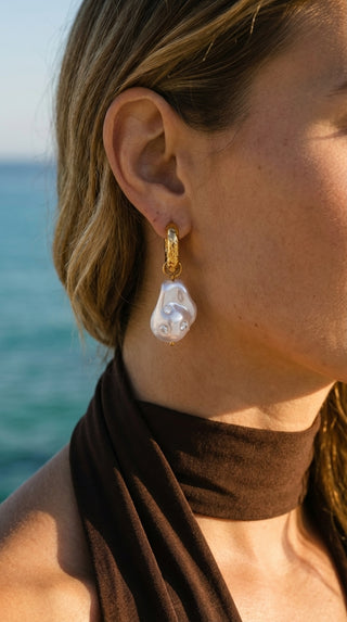 ALEGA Celestine Baroque Pearl Drop Earrings 08