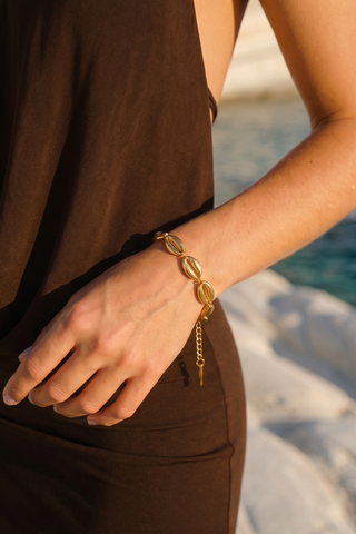 Ottilie Gold-Plated Cowrie Shell Bracelet